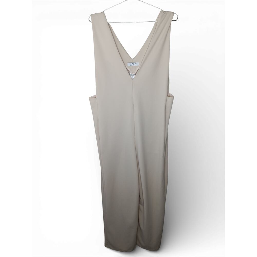 Amarilis Beige Wide Leg Jumpsuit Sleeveless V Neck Elegant Dressy Size M - Picture 2 of 14